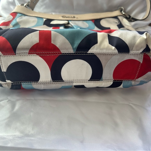 EUC Coach Ashley Optic Art satin shoulder bag - Picture 4 of 6